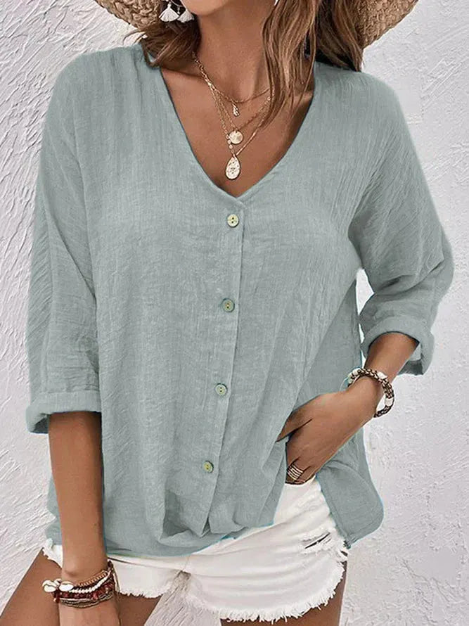 Well Tailored Shirt with a Graceful Silhouette