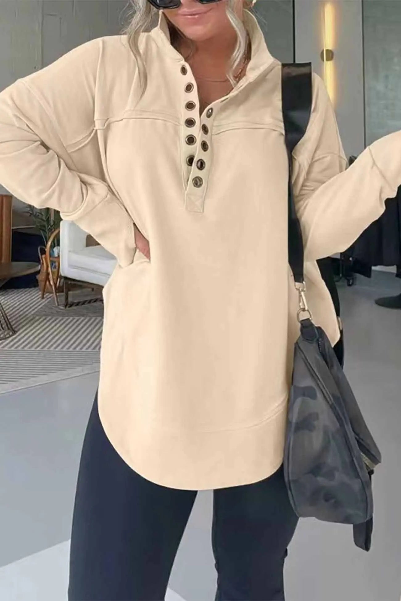 Effortlessly Elegant Shirt with a Timeless Design