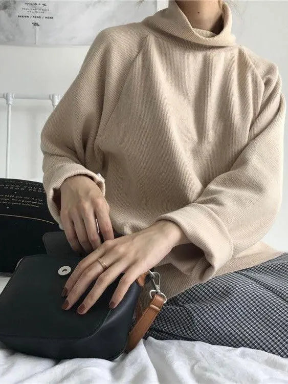 Effortlessly Elegant Shirt with a Timeless Design