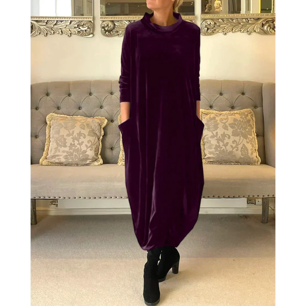 Classic Vintage Dress with a Flattering Fit