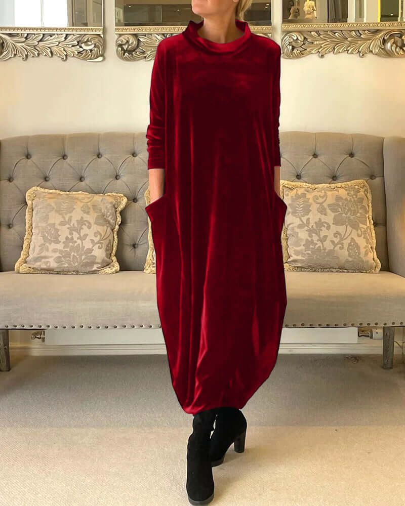 Classic Vintage Dress with a Flattering Fit
