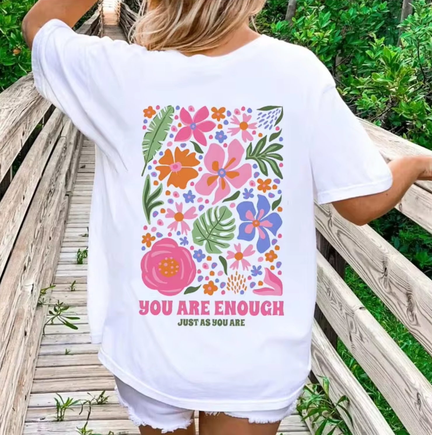 Elegantly Styled T-Shirt for Everyday Wear