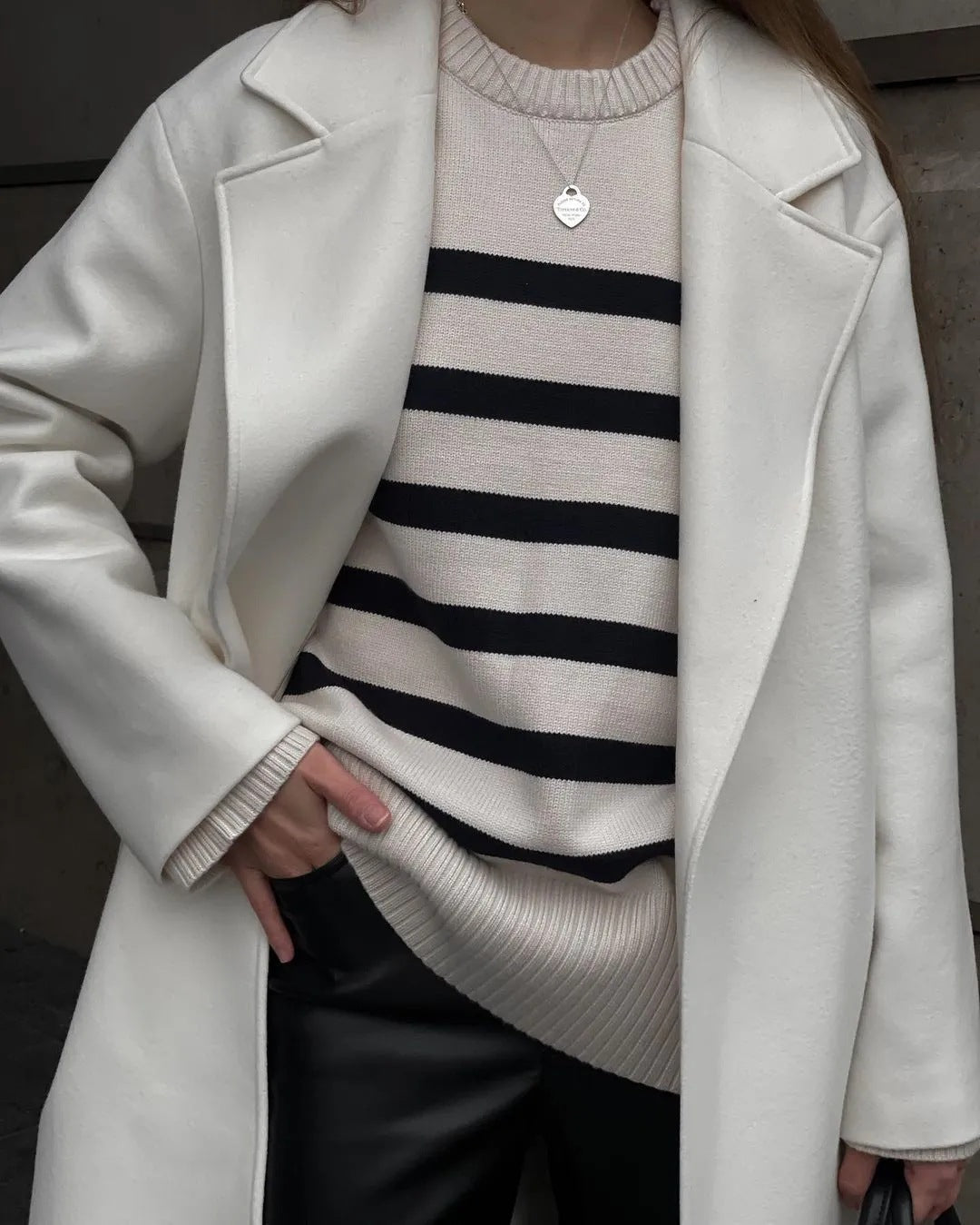 Well Tailored Blouse with a Graceful Silhouette