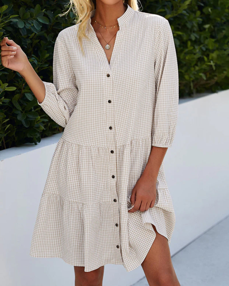 Classic Vintage Dress with a Flattering Fit