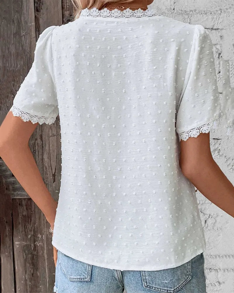 Beautifully Crafted Shirt in a Classic Style