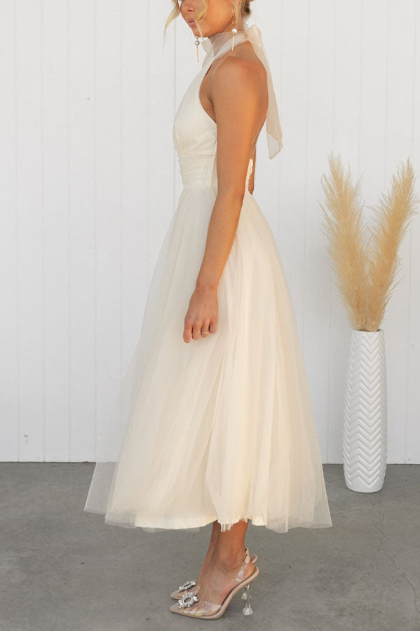 Beautifully Crafted Dress in a Classic Style