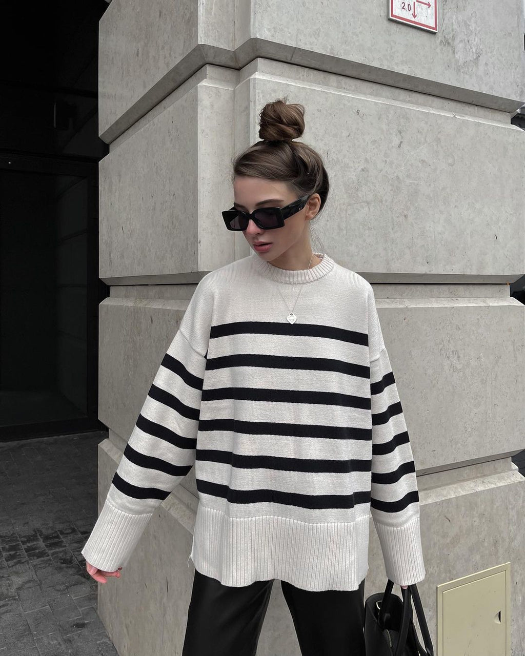 Well Tailored Blouse with a Graceful Silhouette