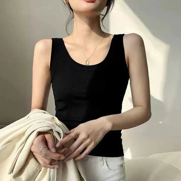 Well Tailored Shirt with a Graceful Silhouette