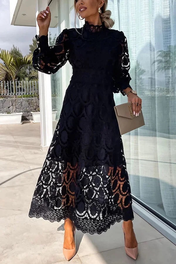 Classic Vintage Dress with a Flattering Fit