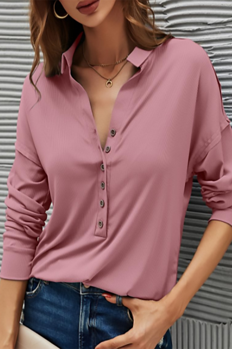 Classic Vintage T-Shirt with a Flattering Fit