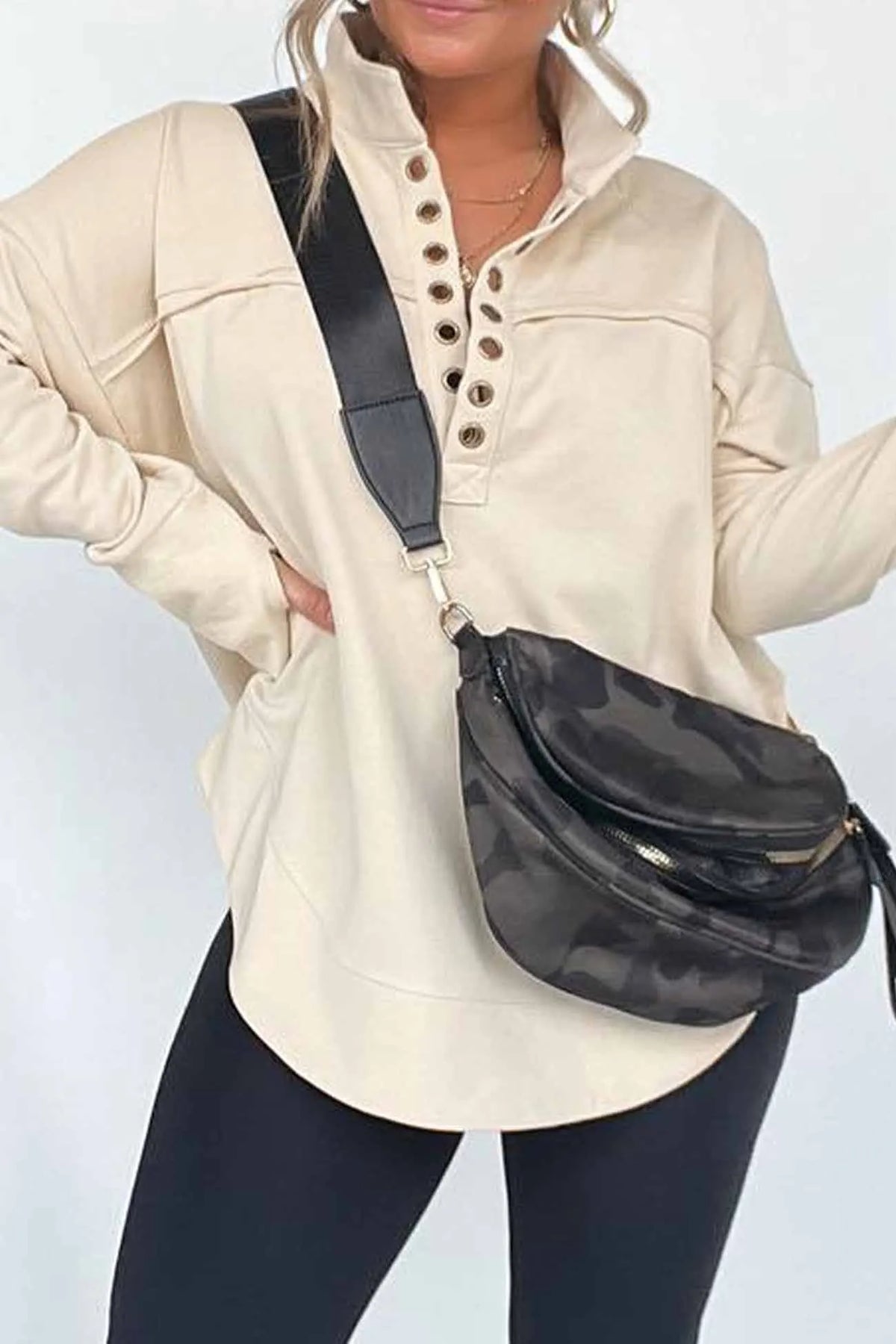 Effortlessly Elegant Shirt with a Timeless Design