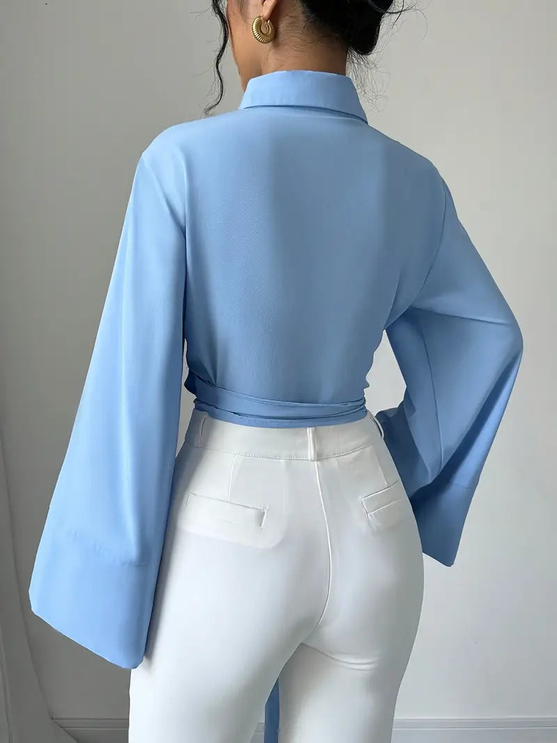 Beautifully Crafted Blouse in a Classic Style