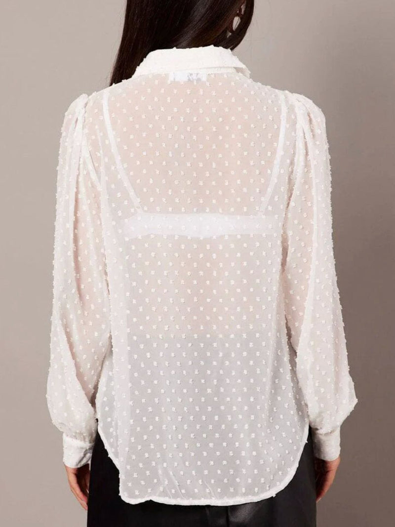 Elegantly Styled Shirt for Everyday Wear