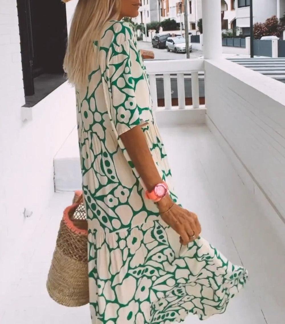 Classic Vintage & Enduringly Stylish Dress