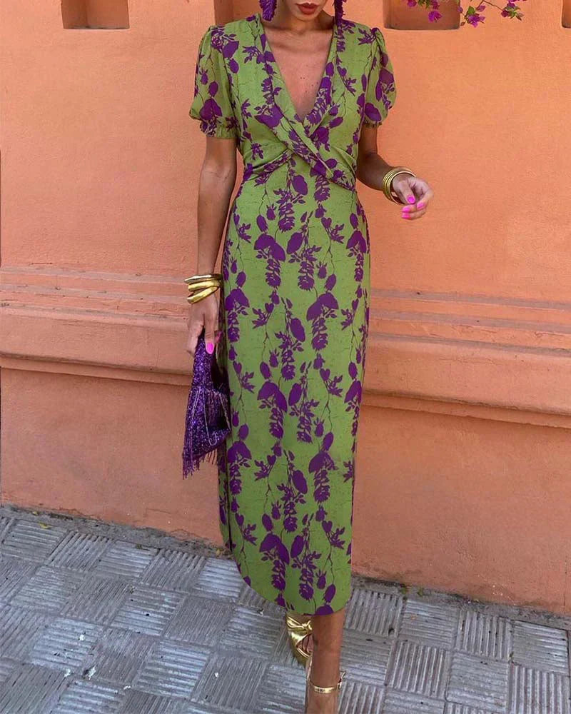 Polished Dress with an Effortless Classic Look
