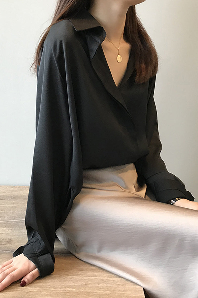 Sophisticated Blouse with a Clean Classic Look