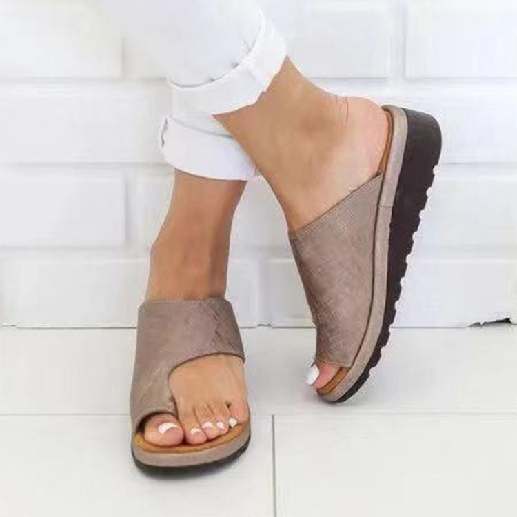 Graceful Orthopedic Sandals for Modern Look