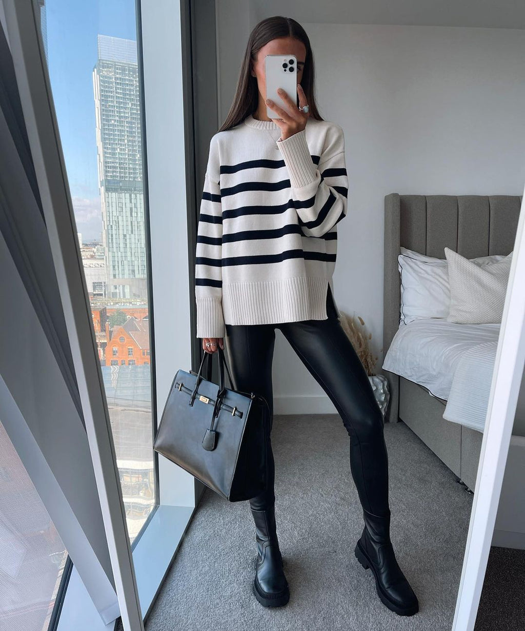 Well Tailored Blouse with a Graceful Silhouette