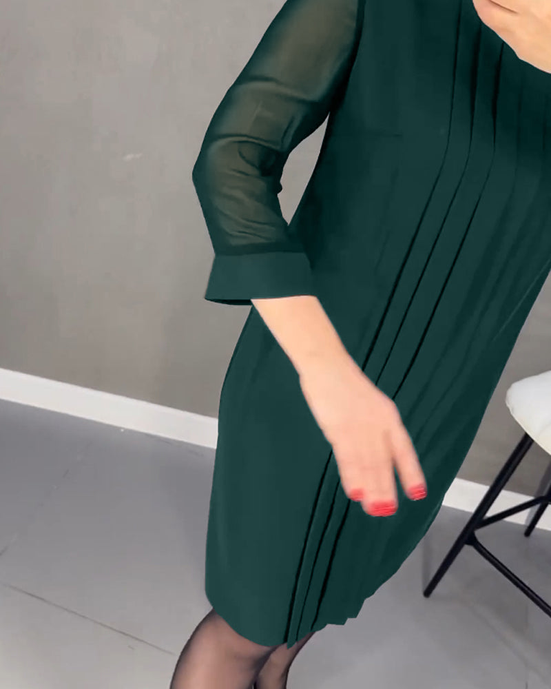 Classic Vintage & Enduringly Stylish Dress