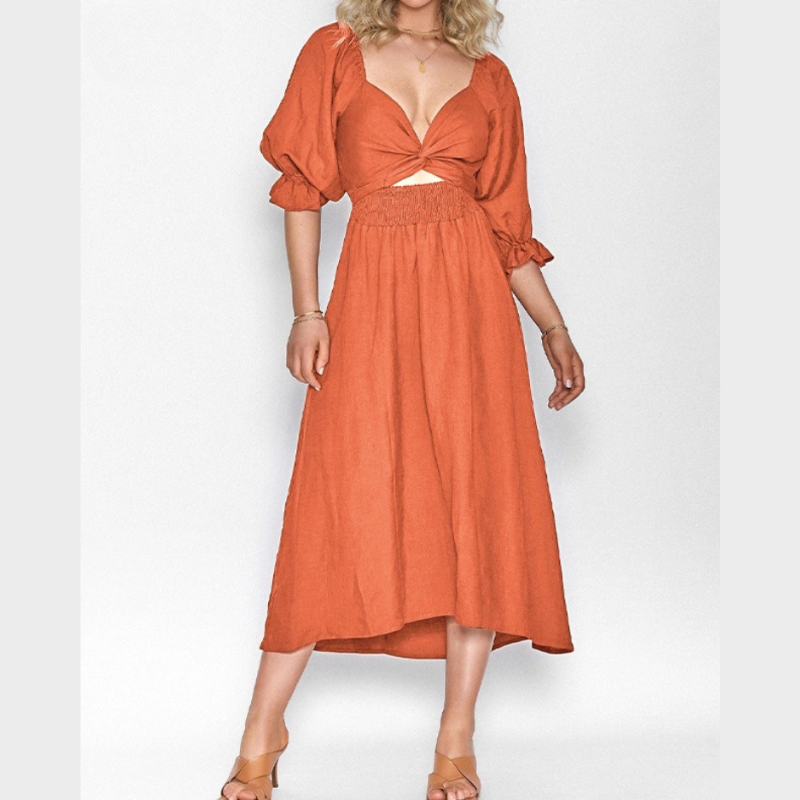 Beautifully Crafted Dress in a Classic Style