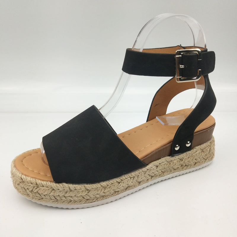 Chic Orthopedic Sandals with Unique Design