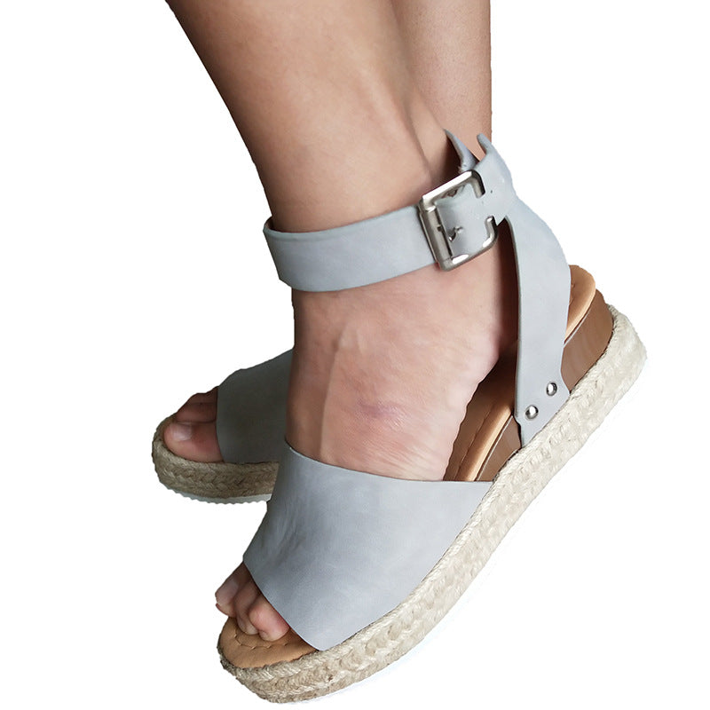 Chic Orthopedic Sandals with Unique Design