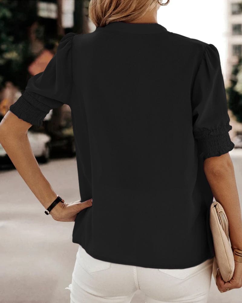 Classic Vintage & Enduringly Stylish Blouse