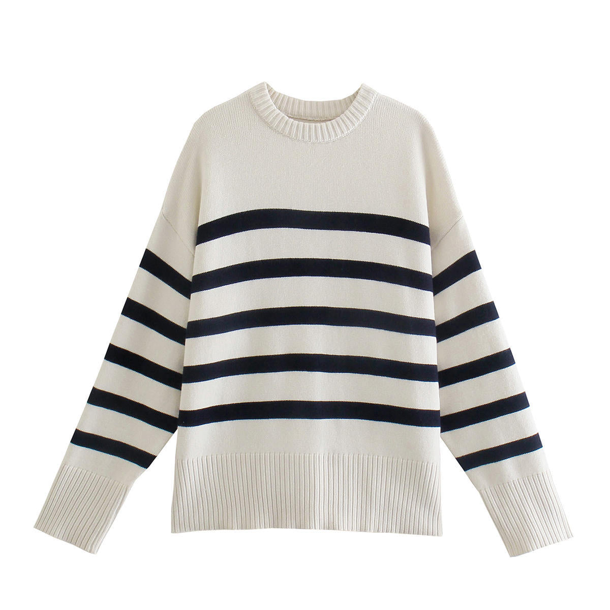 Beautifully Crafted Blouse in a Classic Style