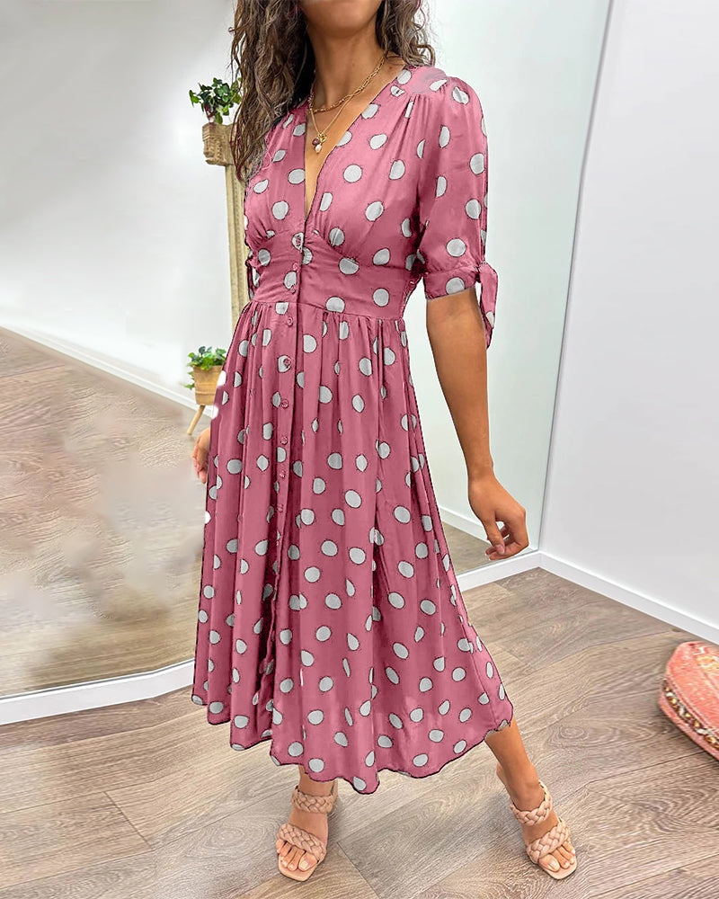 Effortlessly Elegant Dress with a Timeless Design