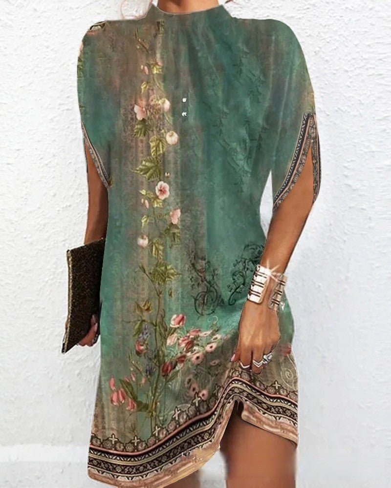 Classic Vintage Dress with a Flattering Fit