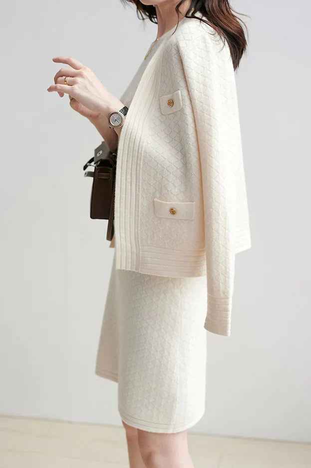 Classic Vintage Cardigan with a Flattering Fit