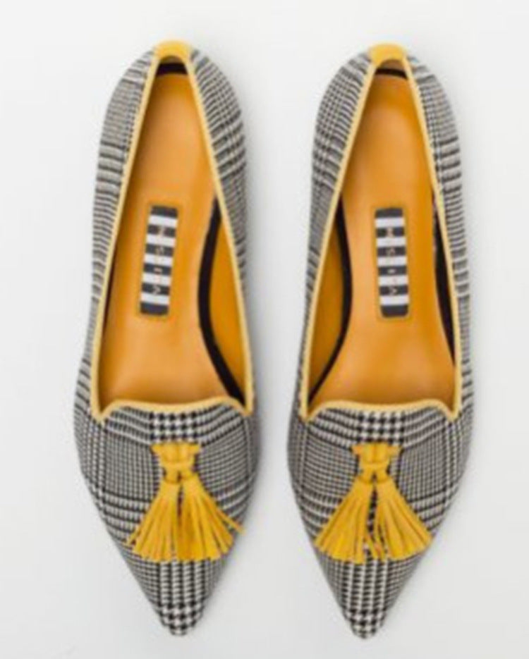Graceful Orthopedic Sandals for Modern Look