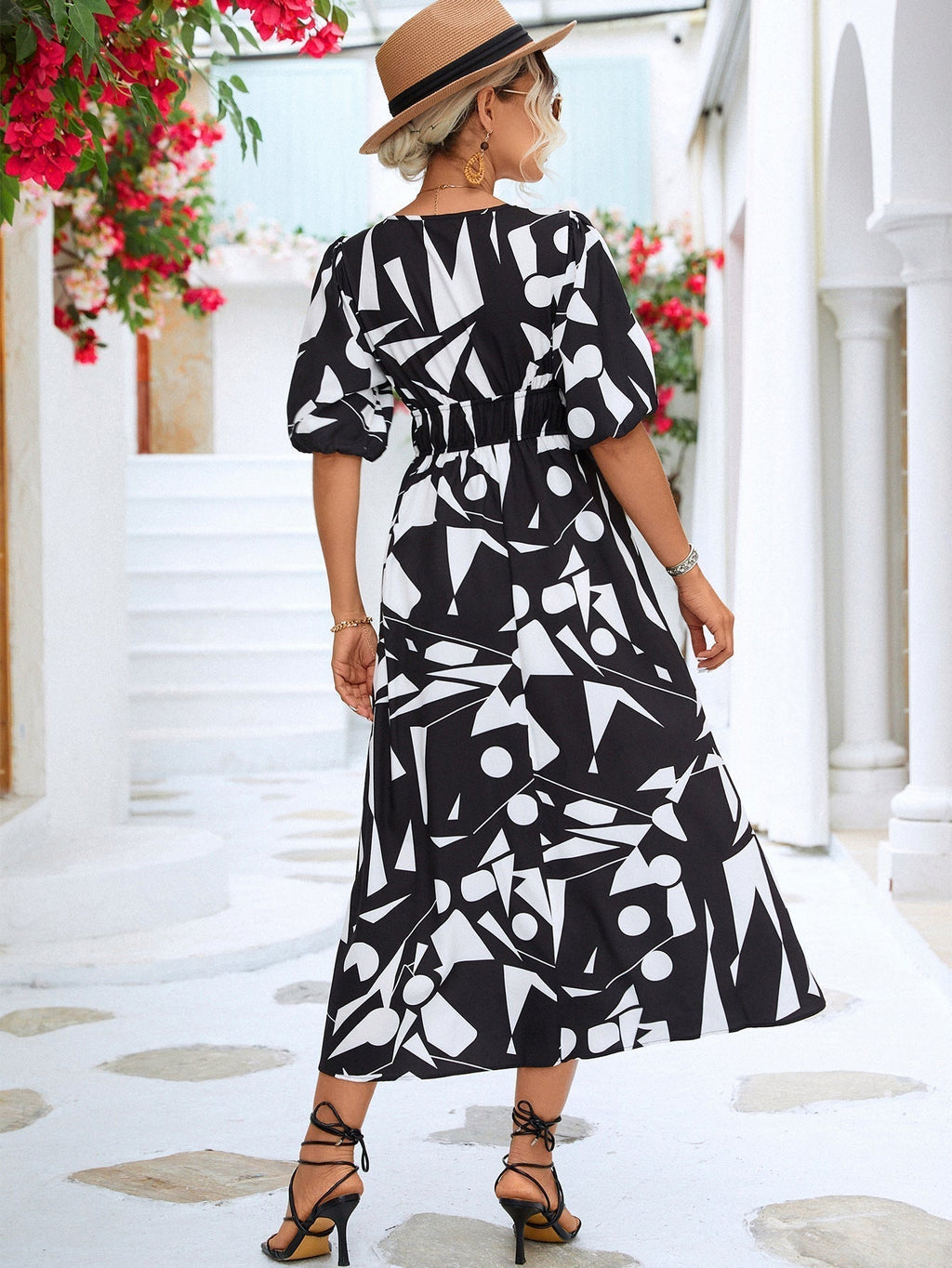 Elegantly Styled Dress for Everyday Wear