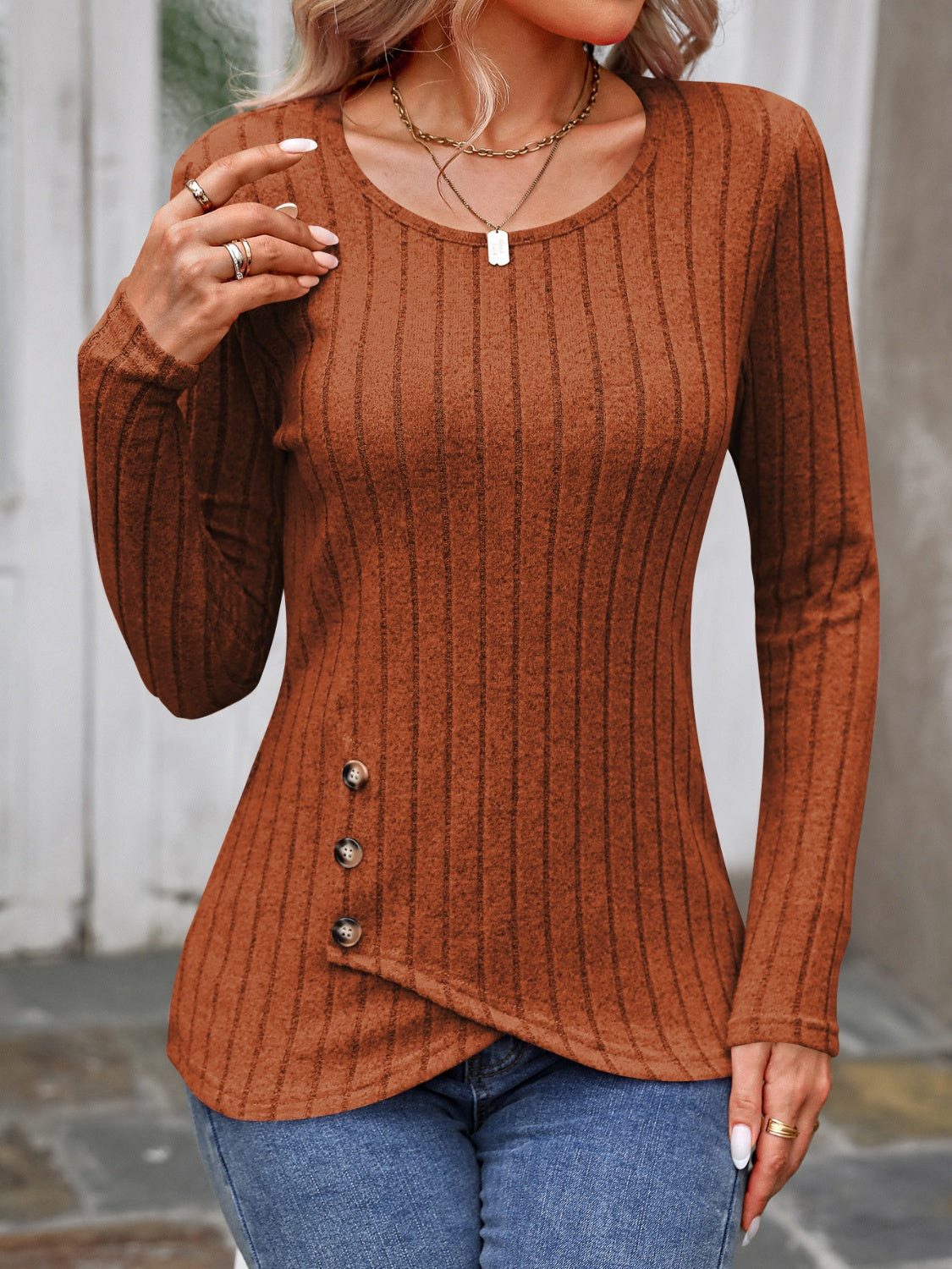 Effortlessly Elegant T-Shirt with a Timeless Design