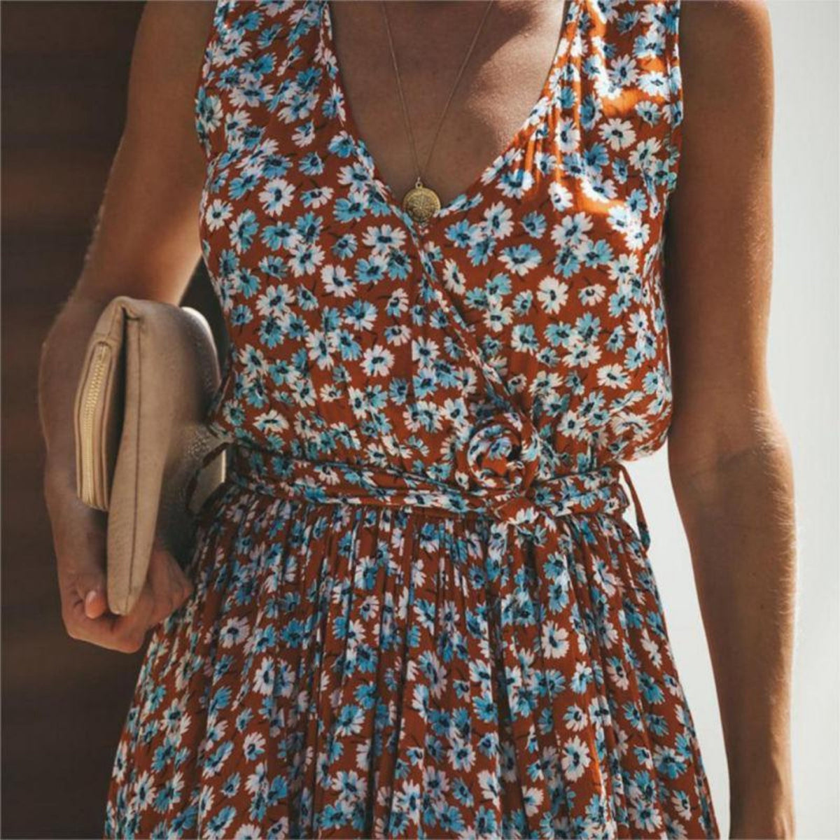 Beautifully Crafted Dress in a Classic Style