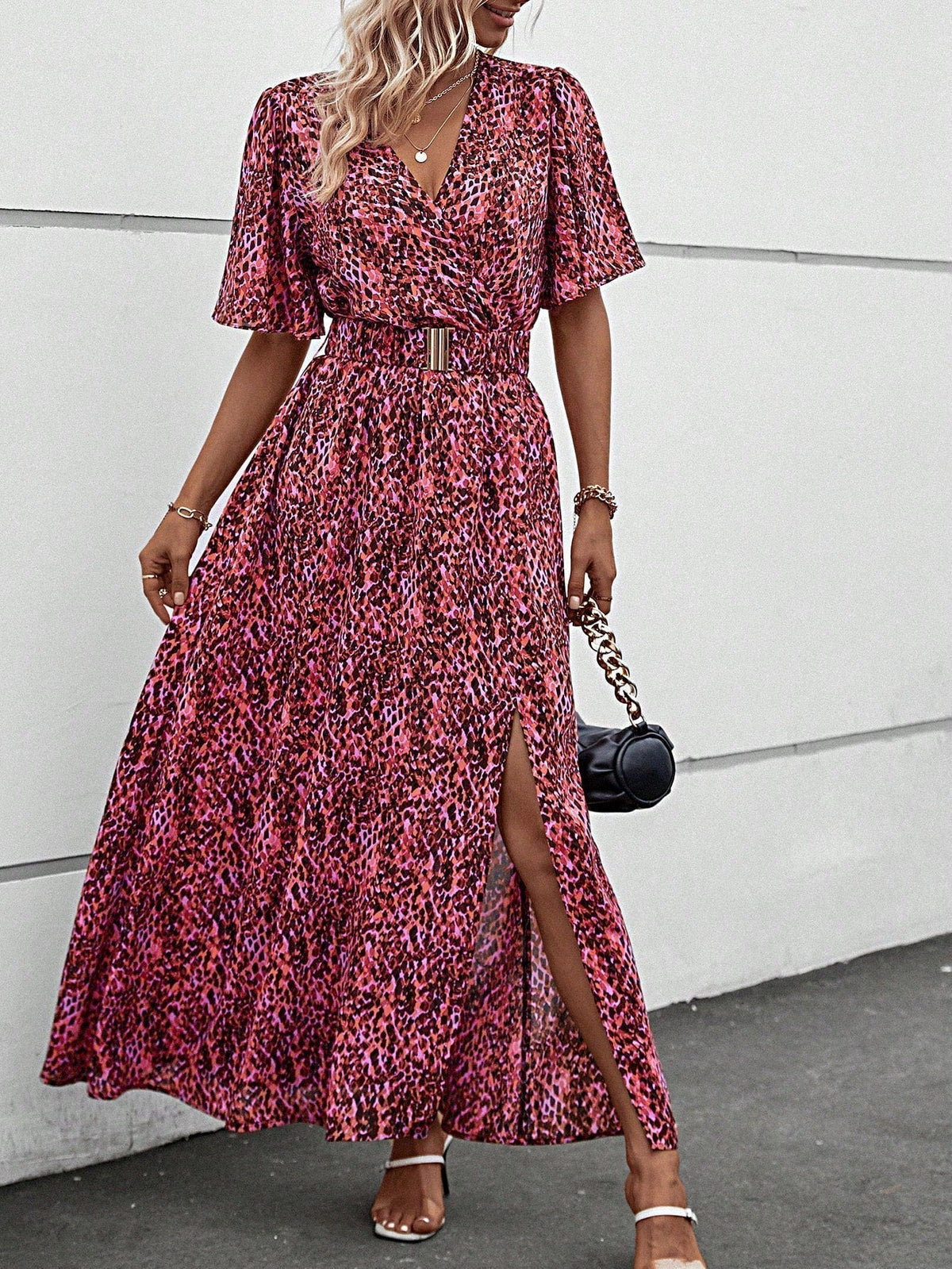 Sophisticated Dress with a Clean Classic Look