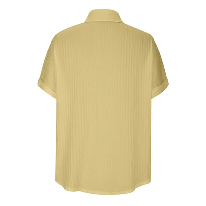 Effortlessly Elegant Shirt with a Timeless Design