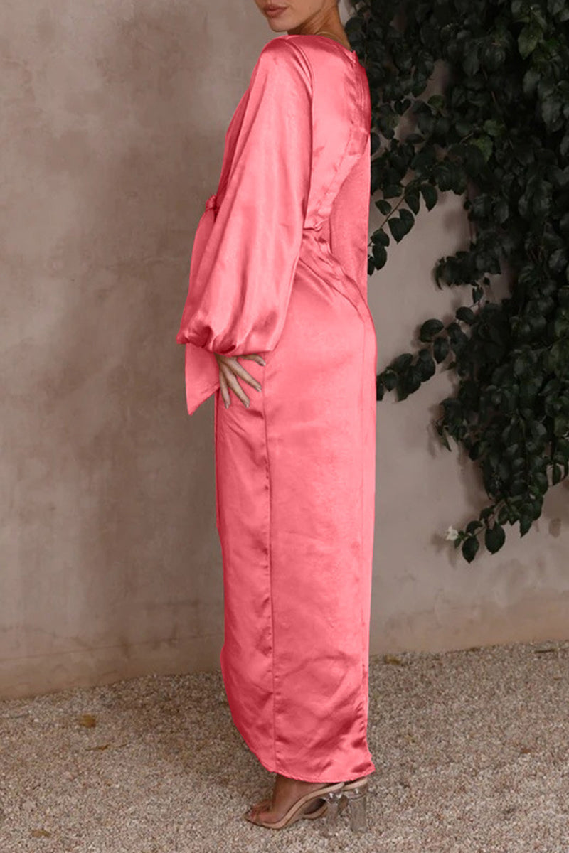 Well Tailored Dress with a Graceful Silhouette