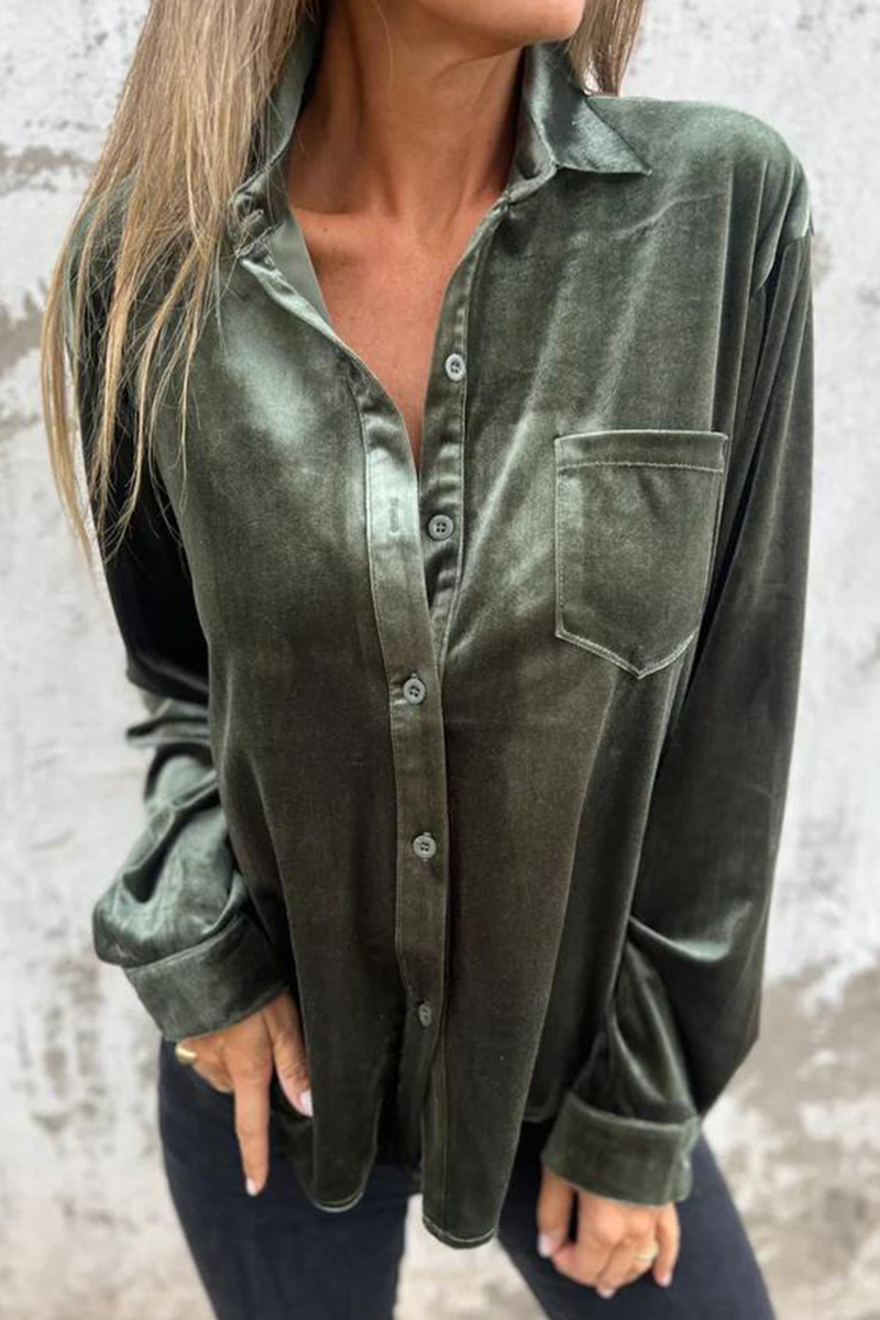 Effortlessly Elegant Blouse with a Timeless Design