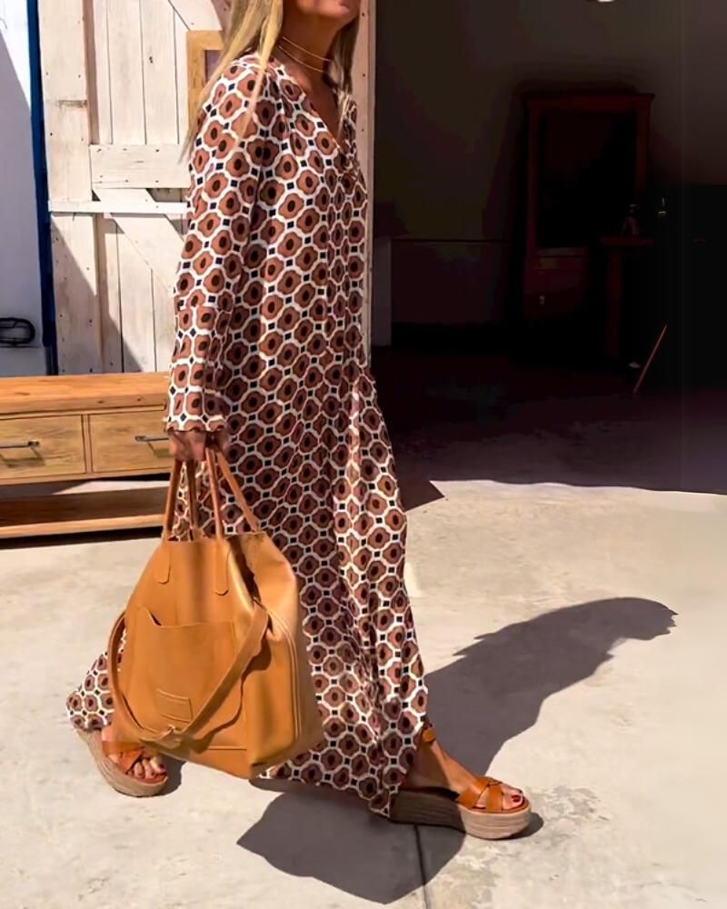Gracefully Styled Dress for Any Occasion