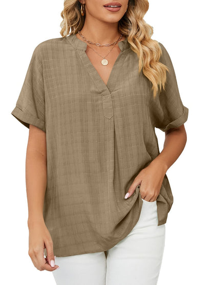 Well Tailored Shirt with a Graceful Silhouette