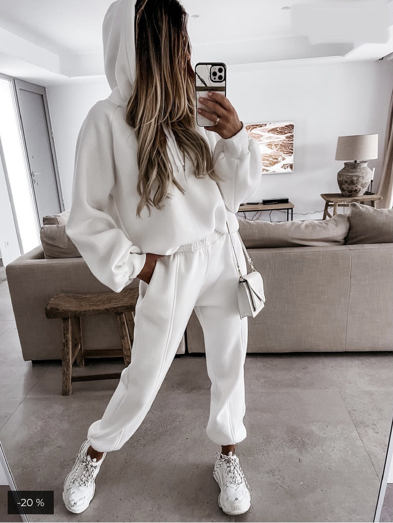 Polished Trousers with an Effortless Classic Look