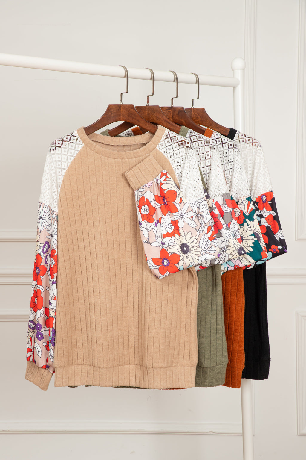 Beautifully Crafted Blouse in a Classic Style