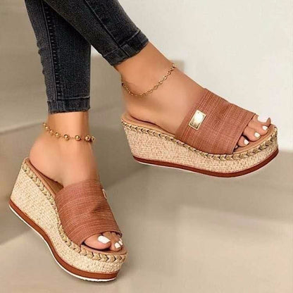 Graceful Orthopedic Sandals for Modern Look