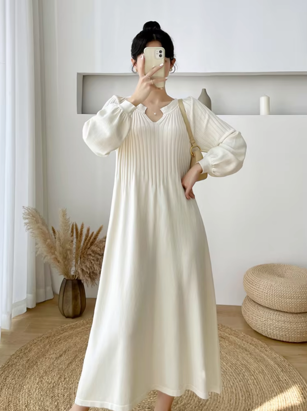 Beautifully Crafted Dress in a Classic Style