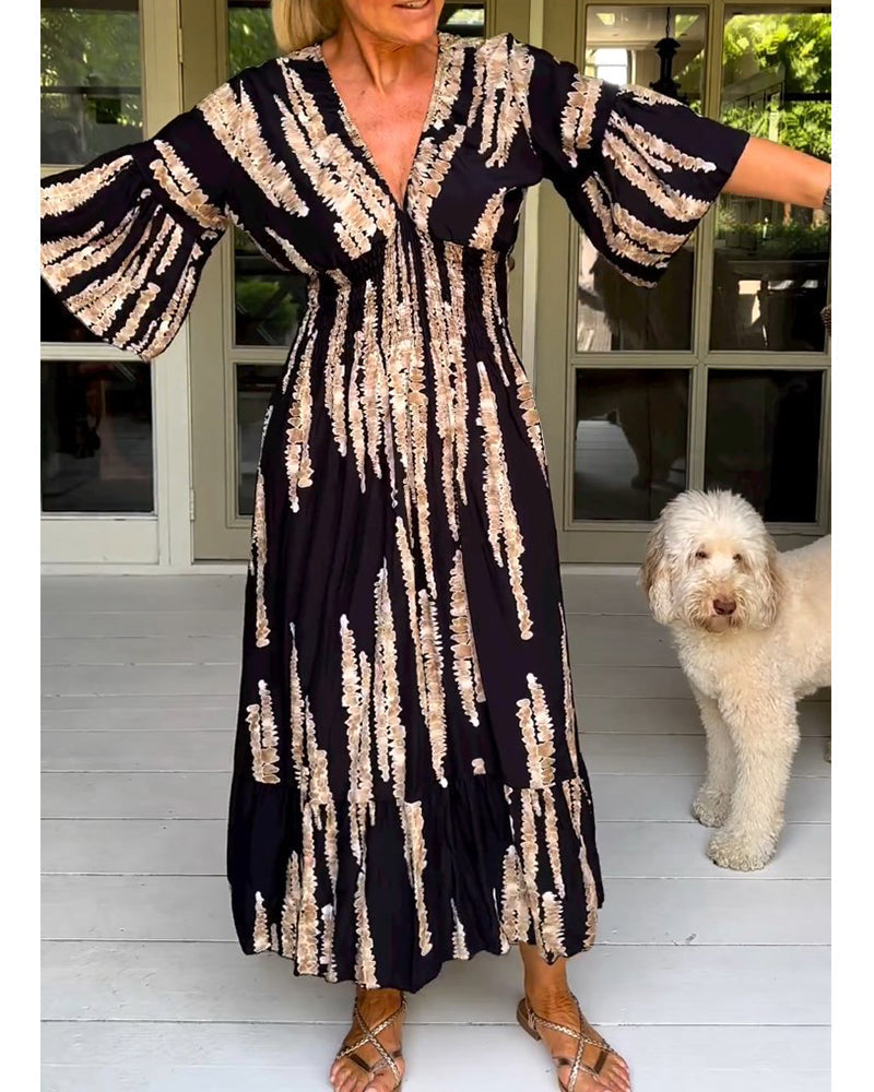 Classic Vintage Dress with a Flattering Fit