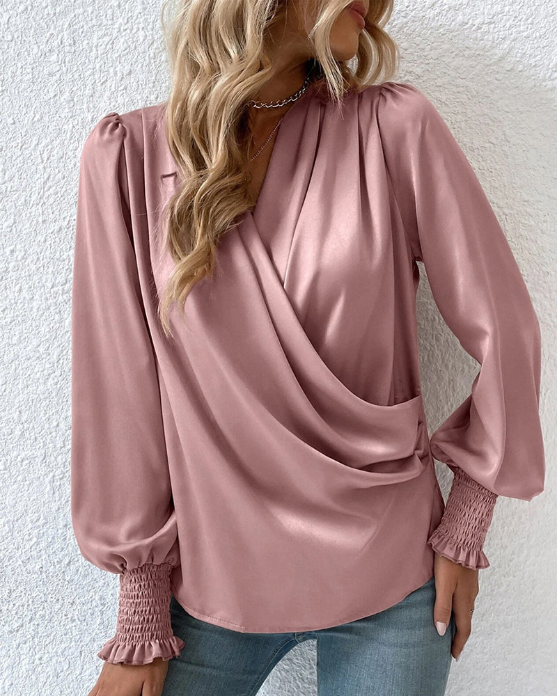 Classic Vintage & Enduringly Stylish Blouse