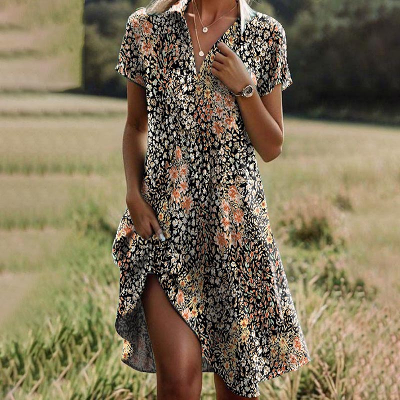 Beautifully Finished Dress in a Timeless Design