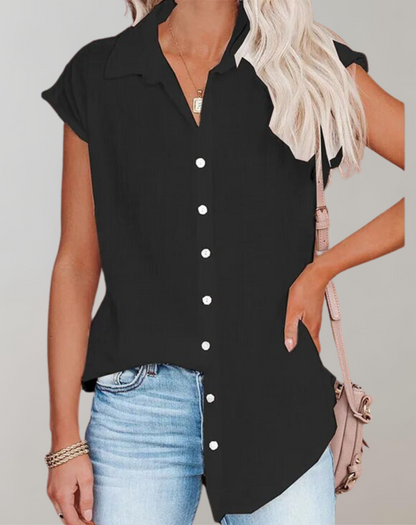 Well Tailored Shirt with a Graceful Silhouette
