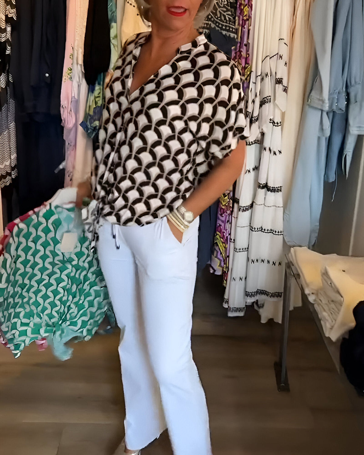 Classic Vintage Shirt with a Flattering Fit
